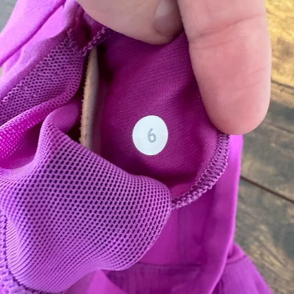 Lululemon City Tank Pleated Purple- Womens Size 6 - Peplum Style Flowy Ruffle - Picture 4 of 6